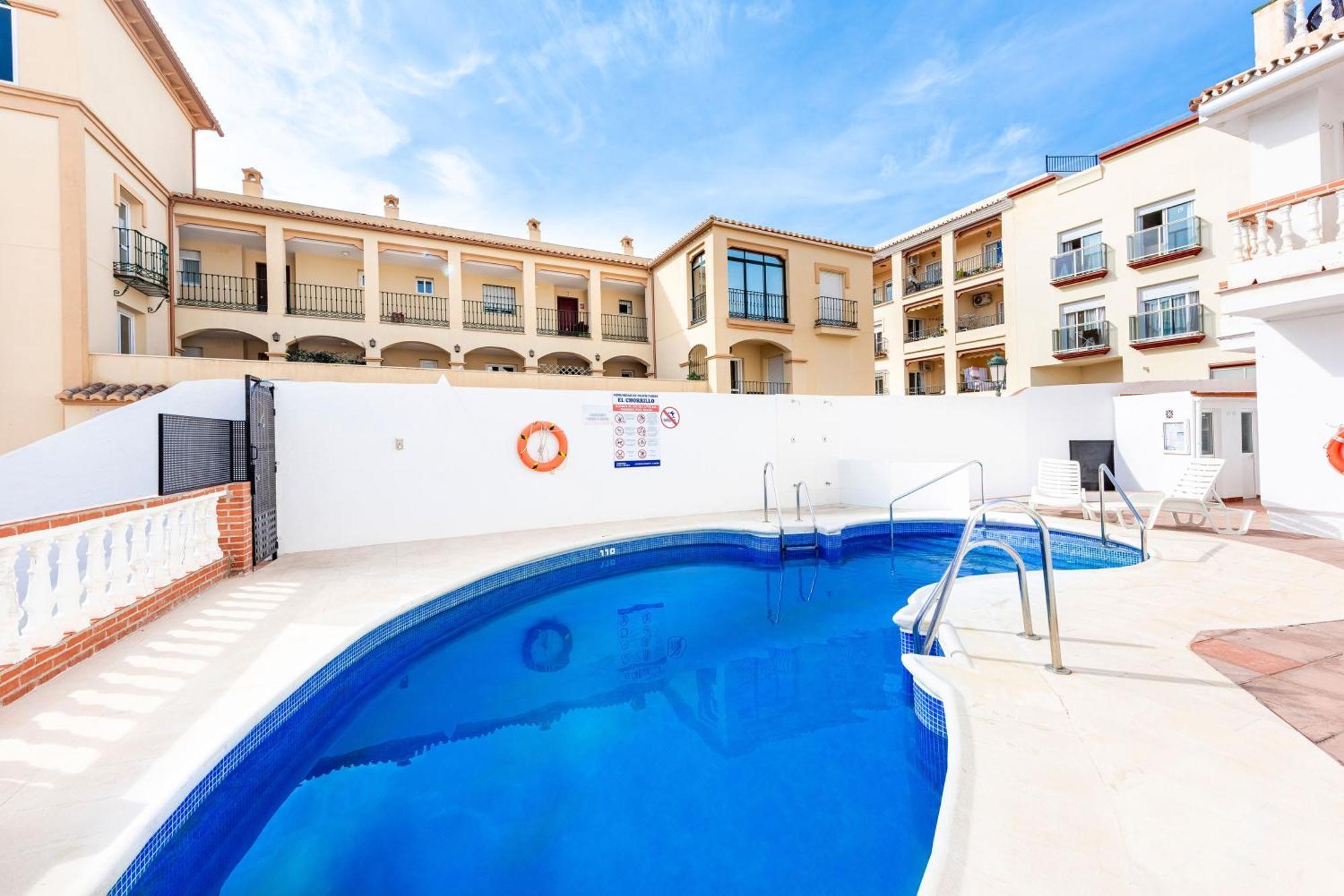 Nerja Centro, Playa Carabeo Apartment Luaran gambar